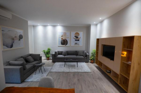 Beautiful newly designed 2-bedroom apartment
